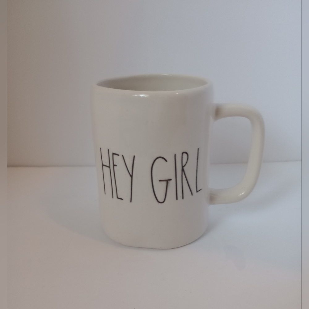 Rae Dunn 17oz Mug
